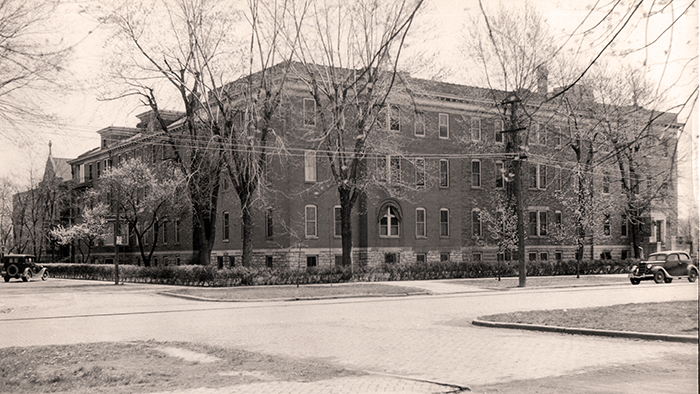 HSHS St. Francis Hospital in 1923