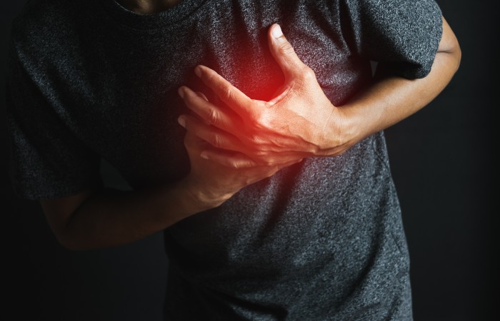 When chest pain occurs, dial, don’t drive  