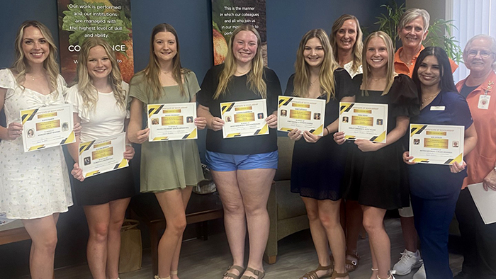Ten students receive scholarships