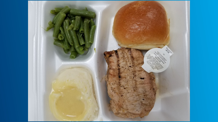 HSHS St. Francis Hospital Auxiliary Sponsors Final Drive-Thru Dinner