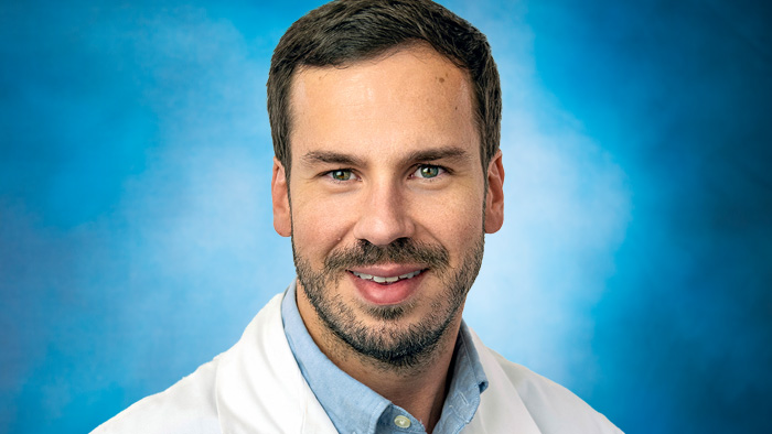 Orthopedic Surgeon Joins HSHS Medical Group in O'Fallon