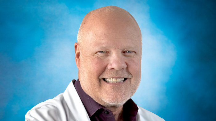 Dr. Carl "Tracy" Painter Brings Advanced Orthopedic Care to Breese
