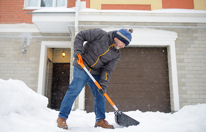 HSHS Illinois provides tips for shoveling snow