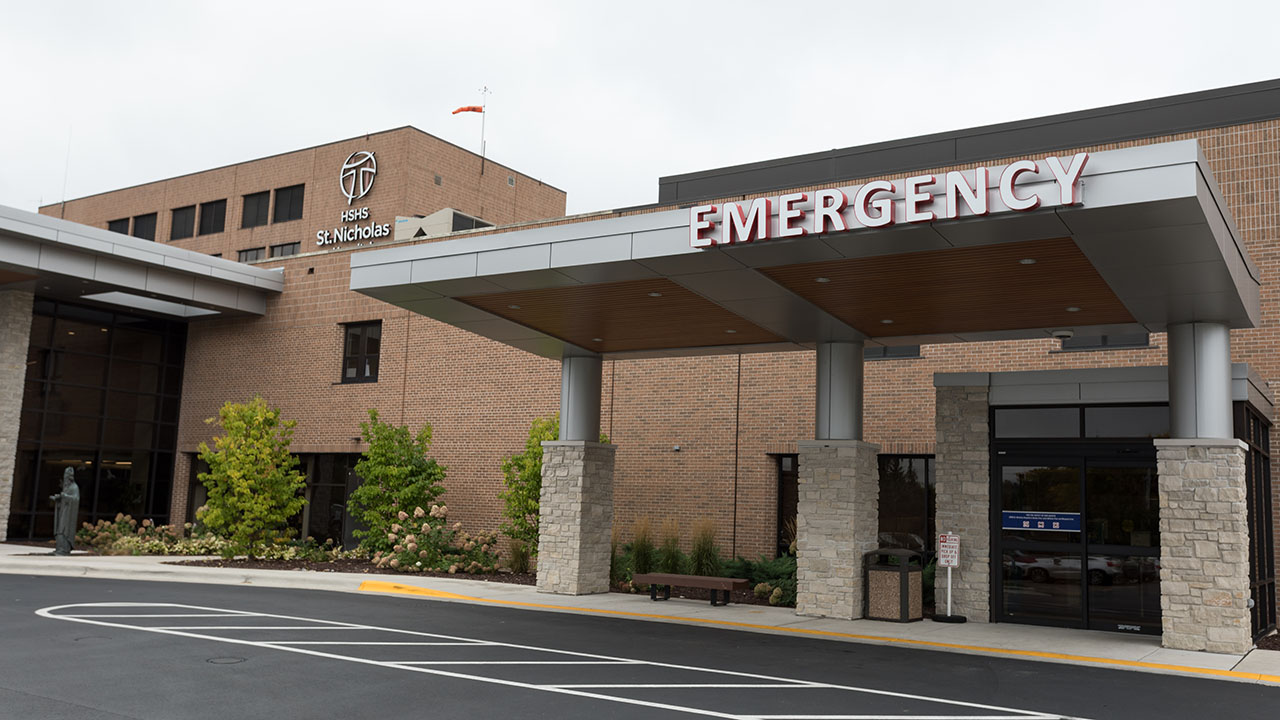 Exterior view of the St. Nicholas emergency entrance