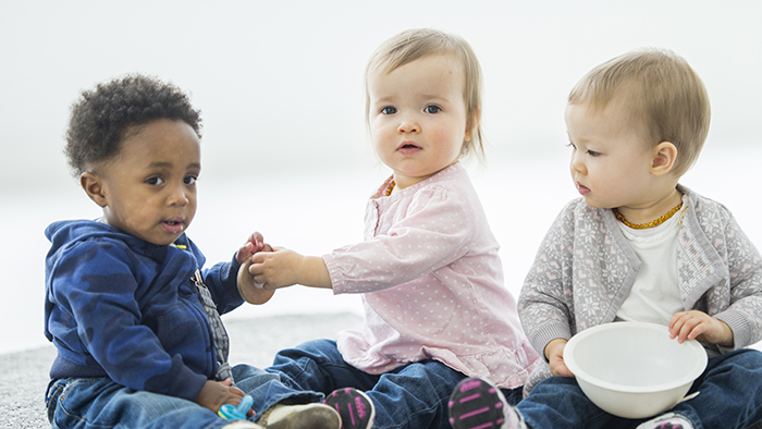 3 babies playing